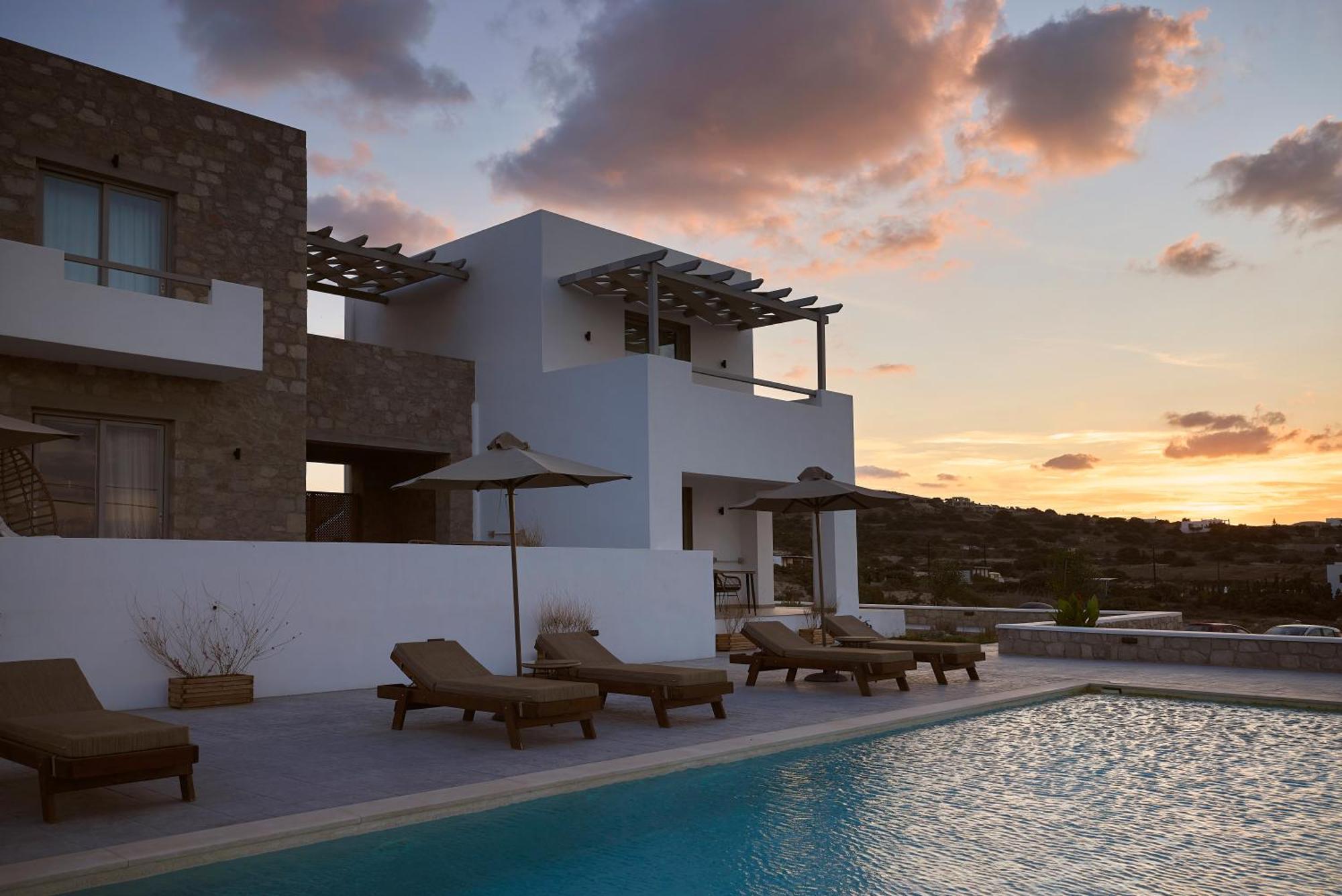 Kedros Milos Suites 아다마스 외부 사진