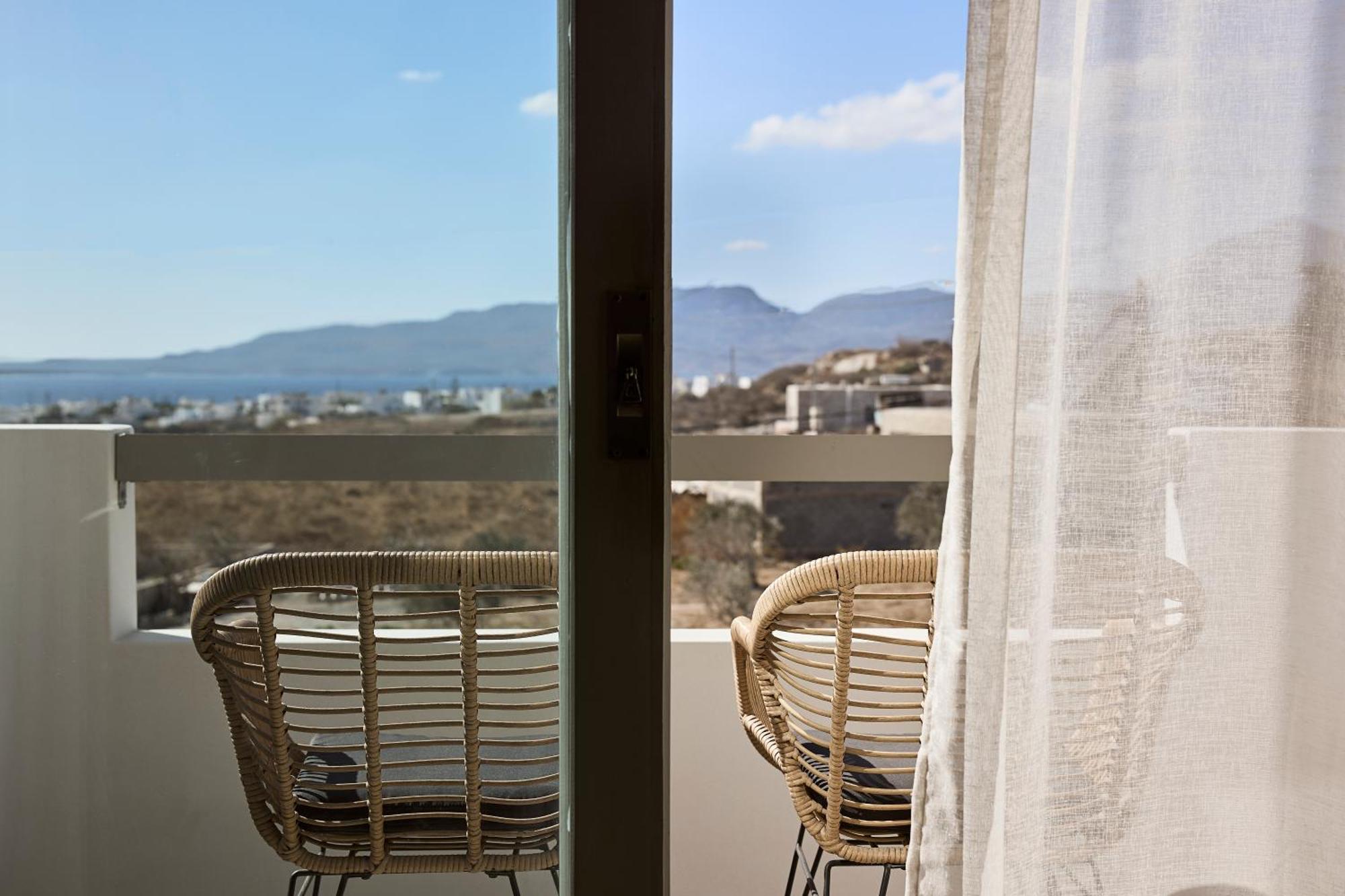 Kedros Milos Suites 아다마스 외부 사진
