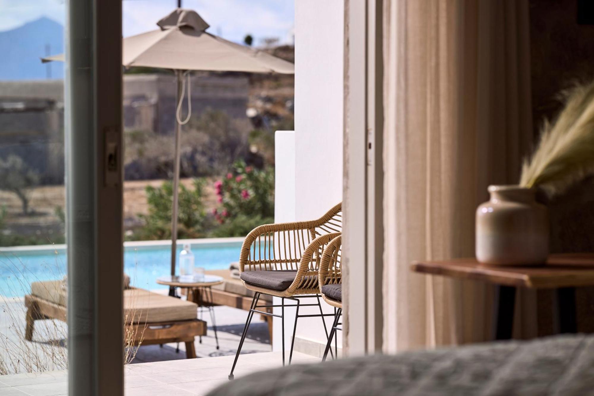 Kedros Milos Suites 아다마스 객실 사진