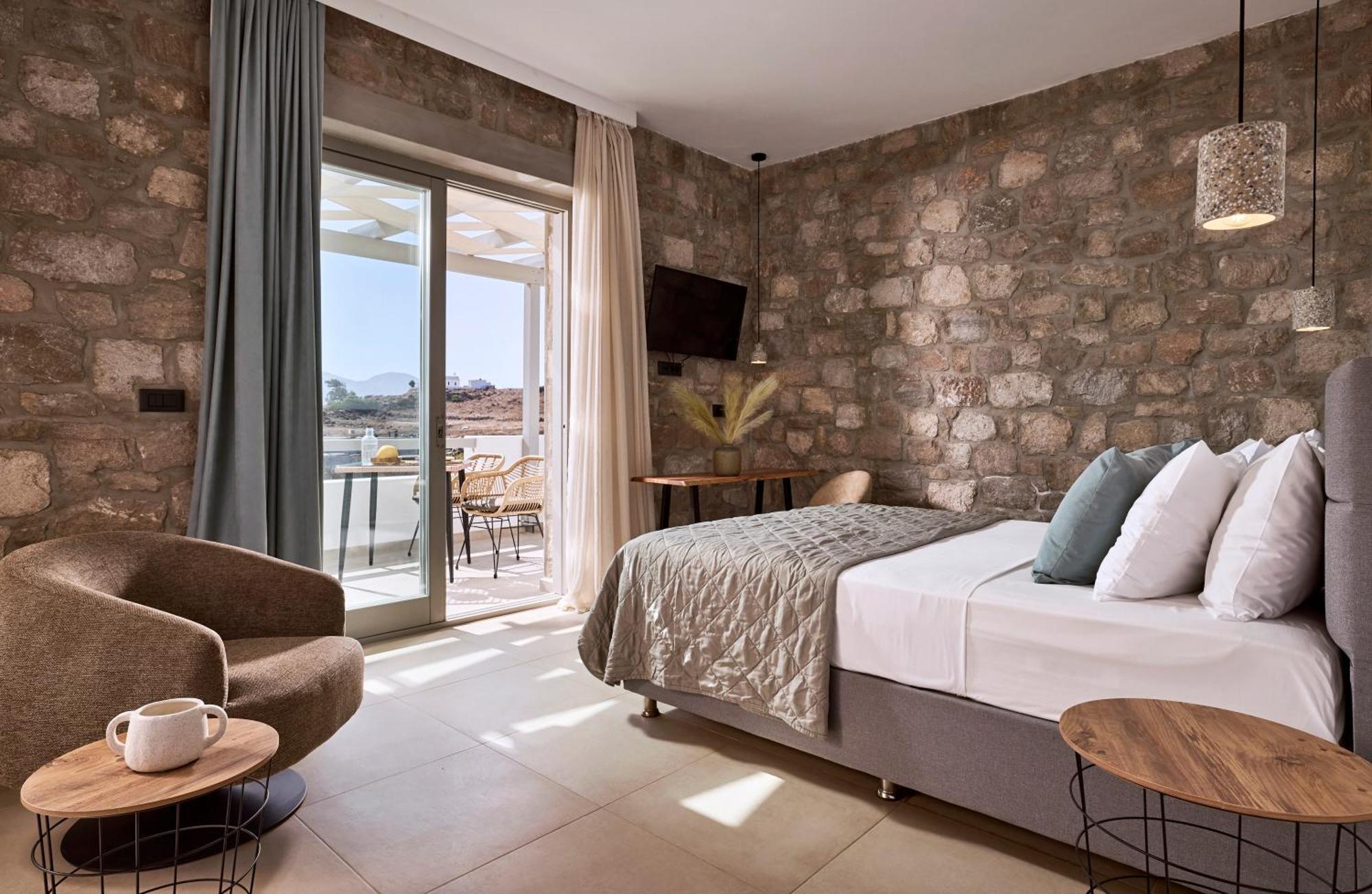 Kedros Milos Suites 아다마스 객실 사진